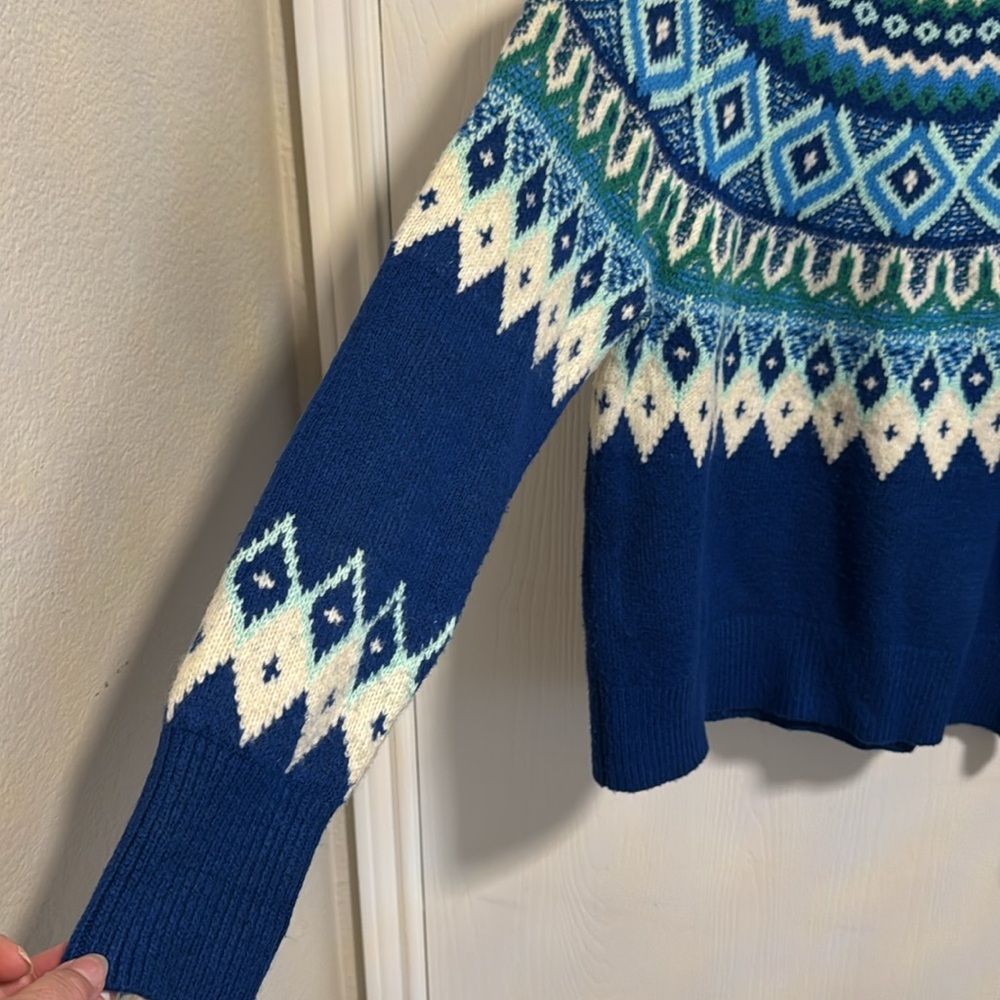 St. John’s Bay Women’s Medium Sweater Long Sleeve Geometric Knit Warm Winter Ski - Picture 3 of 11
